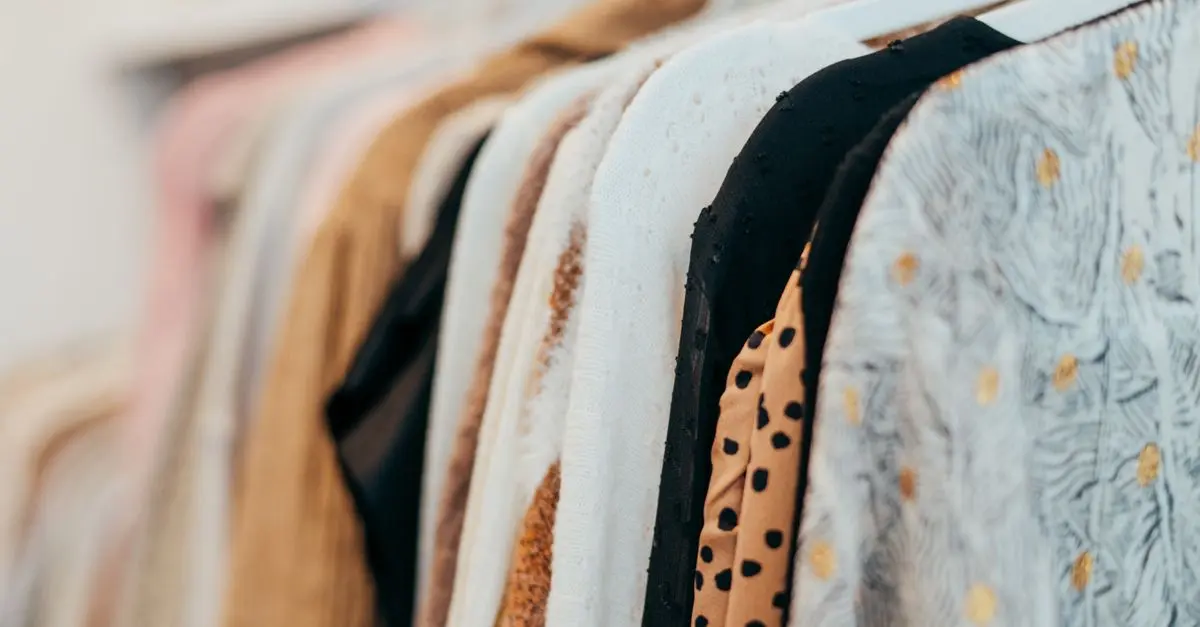 Vestiti Vintage vs Moderni: Quali Scegliere?