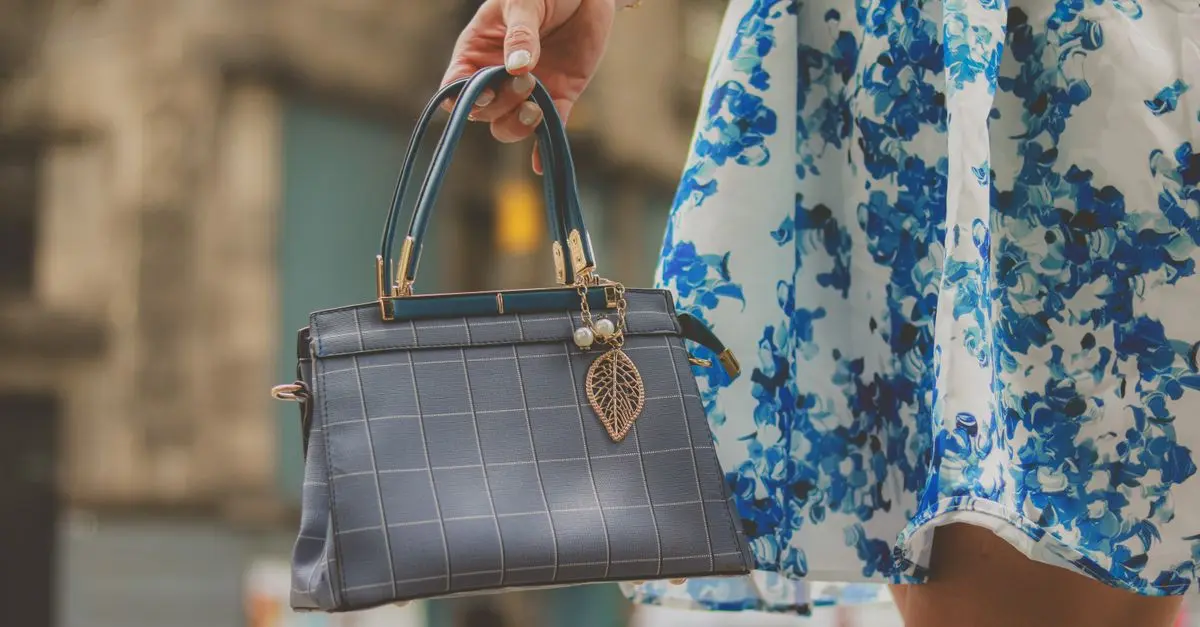 Come Abbinare la Borsa al Resto dell'Outfit