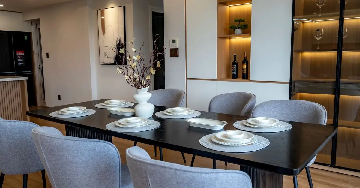 Come Scegliere il Look Perfetto per una Cena Elegante
